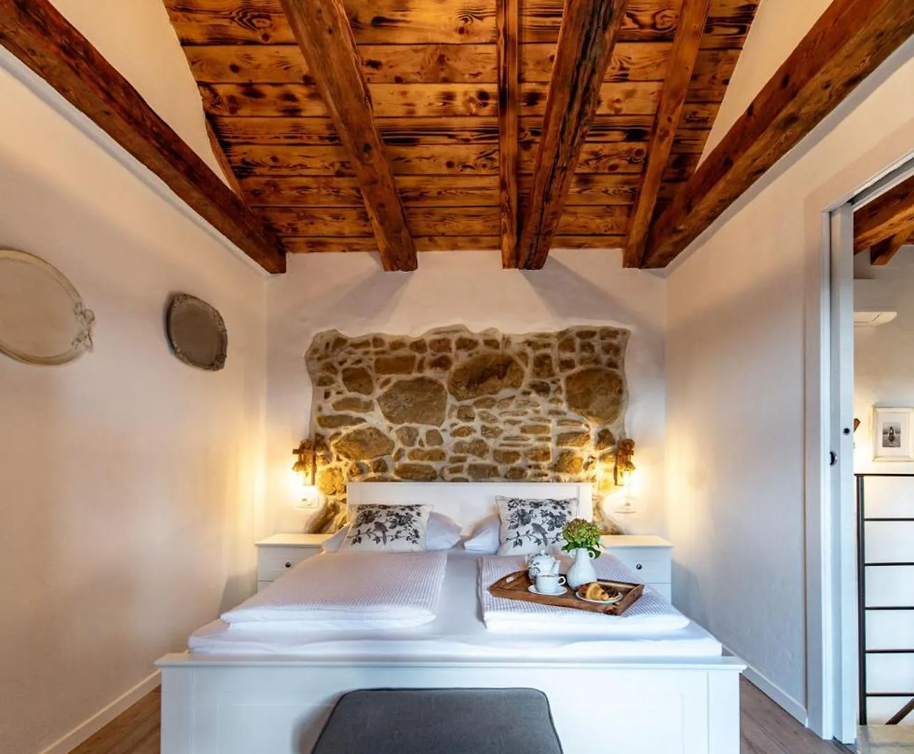 House Filumena Apartment Lopar