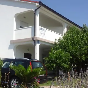 S&m Lopar